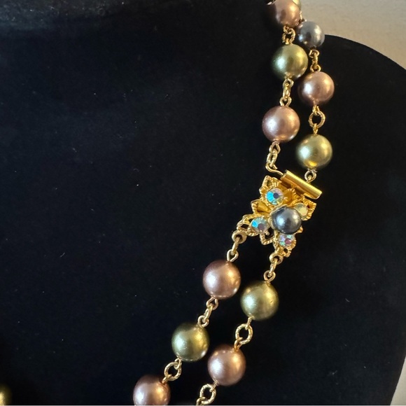 Signed Joan Rivers Vintage Double Pearl Strand + Matching Clip On Earrings - Picture 8 of 17